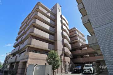 ローレル岡本南の外観（北西側から）