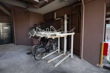 駐輪場（2段式ラック）