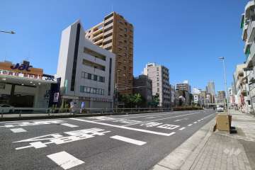 敷地北側の前面道路（国道2号線）