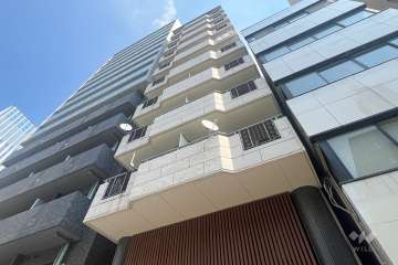 ルシール雷門の外観（南西側から）　