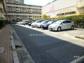 敷地内駐車場（屋外平面式）