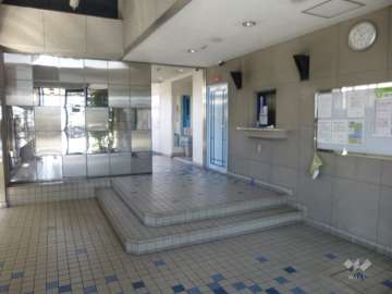 エントランスホール