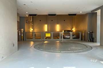 敷地内駐車場（屋内機械式）