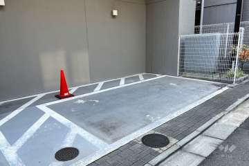 敷地内駐車場（屋外平面式）