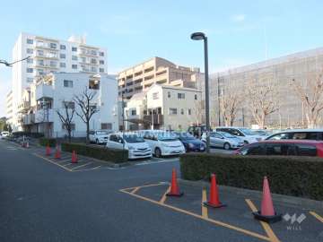 敷地内駐車場（屋外平面式）