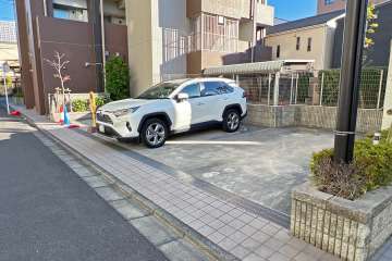 敷地内駐車場（屋外平面式）