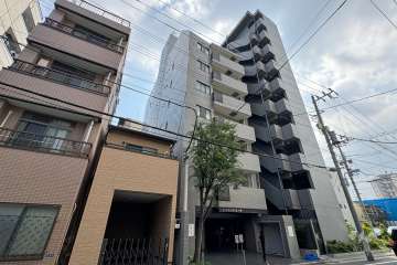 レジェンド三ノ輪の外観（北西側から）