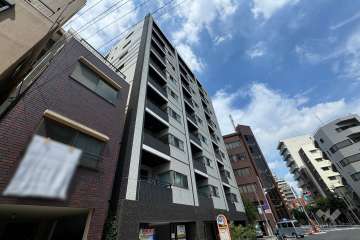 ラ・アトレレジデンス浅草の外観（南東側から）