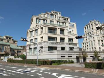 オーキッドコート左峯館（南西側から）