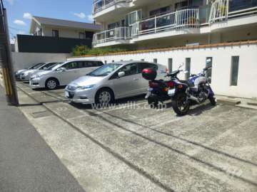 敷地内駐車場（屋外平面式）