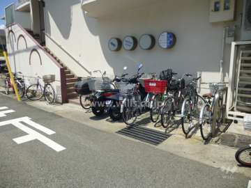 駐輪場、バイク置場