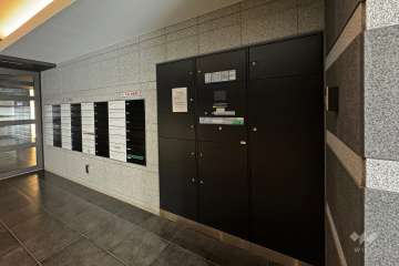 宅配ボックスと共用ポスト