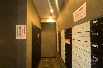 共用ポストと宅配ボックス