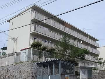 渦森コーポD棟の外観（南西側から）
