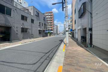 敷地東側の前面道路　