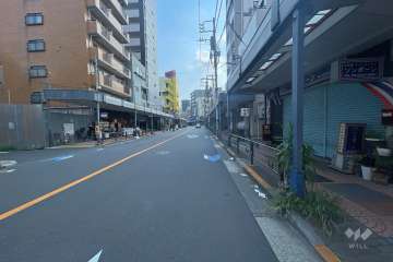 敷地南東側の前面道路