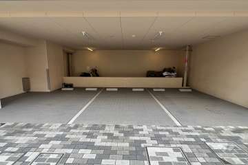 敷地内駐車場（屋内平面式）