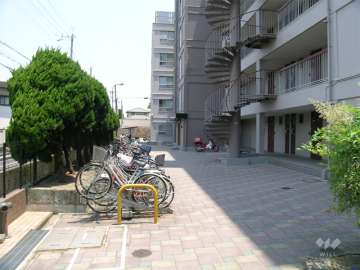 甲子園第8コーポラスB棟の敷地