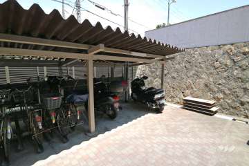 B棟側のバイク置場