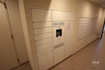 宅配ボックスと共用ポスト