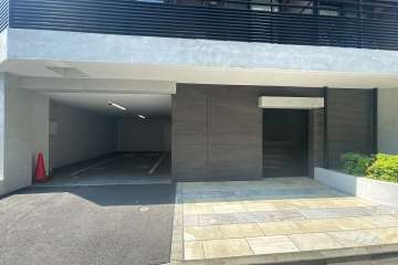 敷地内駐車場（屋内平面式）