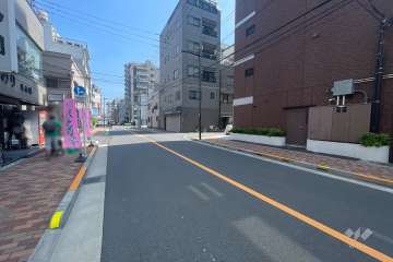 敷地北側の前面道路
