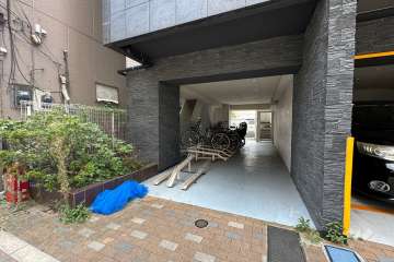 屋内に設けられた駐輪場