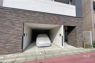 敷地内駐車場（屋内平面式）
