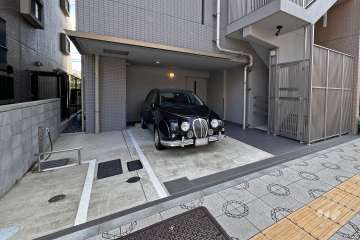 敷地内駐車場（屋外平面式）