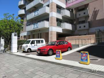 敷地内駐車場（屋外平面式）