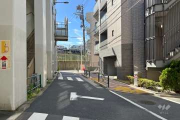 敷地南側の前面道路　