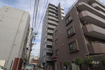 メインステージ三ノ輪Ⅲの外観(南西側から)