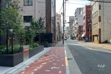 敷地北側の前面道路