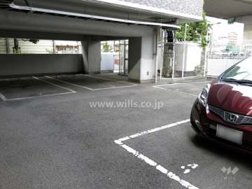 敷地内駐車場（屋内平面式）