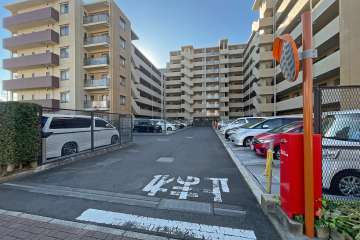 駐車場出入口