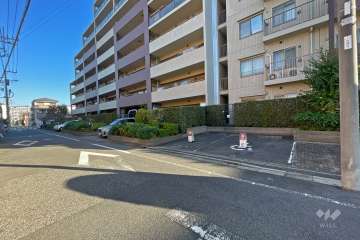 敷地内駐車場（屋外平面式）