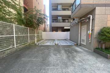 敷地内駐車場（屋外機械式）