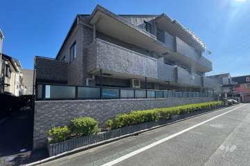 ライオンズマンション葛飾鎌倉の外観（北西側から）