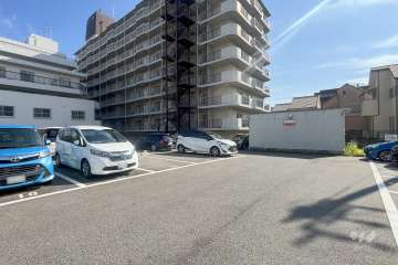 敷地内駐車場（屋外平面式）