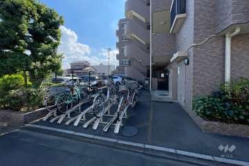 駐輪場　