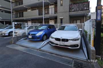 敷地内駐車場（屋外機械式）