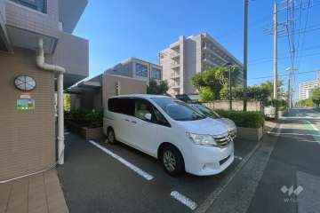 敷地内駐車場（屋外平面式）