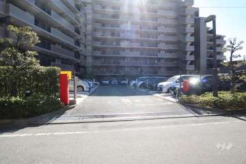 駐車場の出入り口