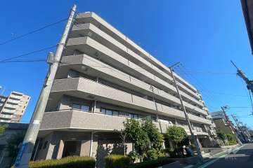 ライオンズマンション葛飾渋江公園の外観（北西側から） 