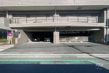 敷地内駐車場（屋内平面式・屋内機械式）