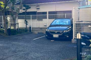敷地内駐車場（屋外平面式）