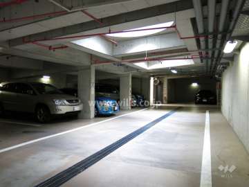 敷地内駐車場（屋内平面式）