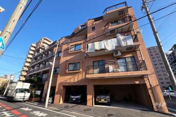 ライオンズマンション立石第2の外観（西側から）