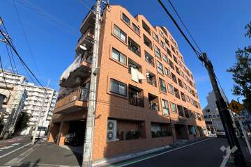 ライオンズマンション立石第2の外観（南西側から）