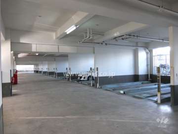 敷地内駐車場（屋内機械式）